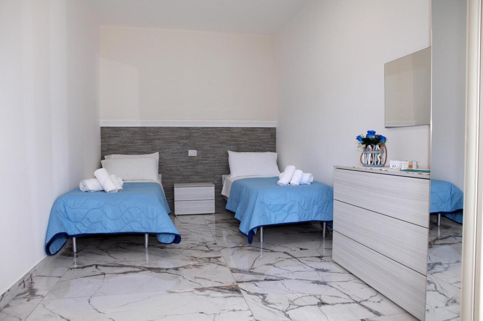 Pino Resort With Shared Pool Torre Lapillo Exterior photo